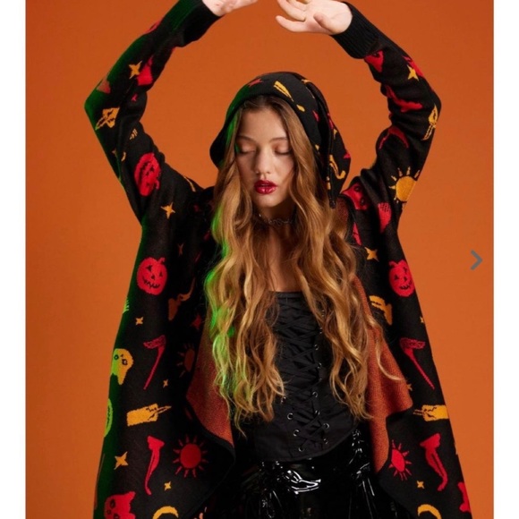 Disney hocus pocus her universe cardigan medium - Picture 2 of 4